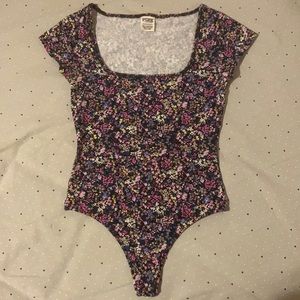 🌸3/$15 VS Thong floral Bodysuit